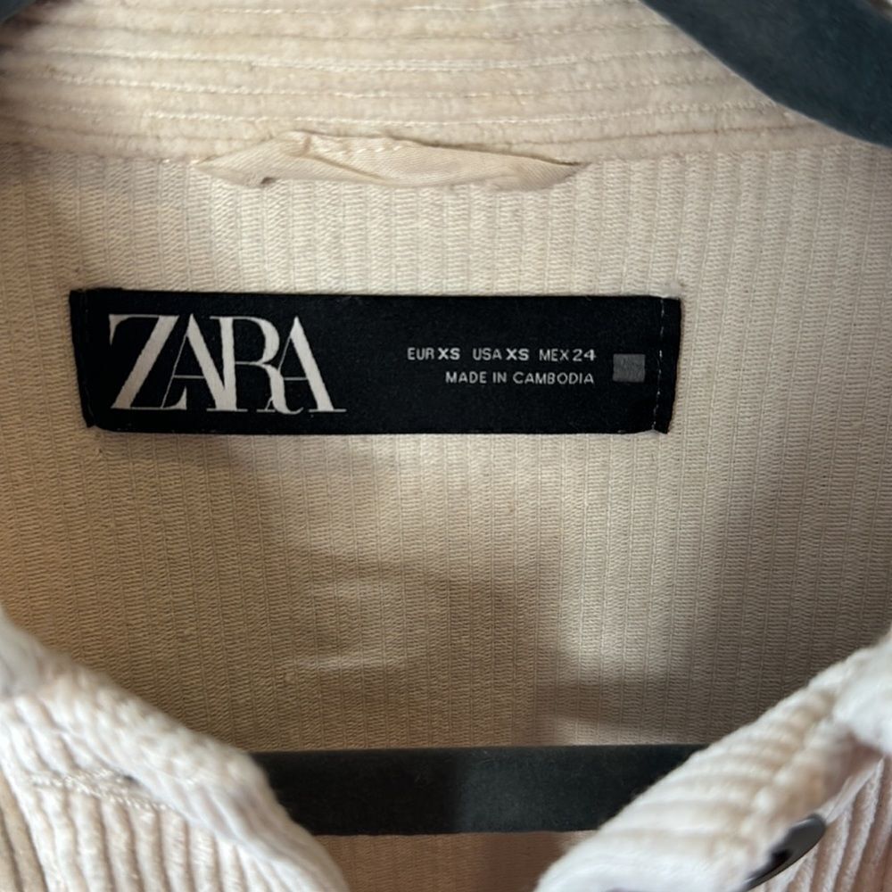 Zara Corduroy Button Up Jacket (Size Xs) - image 2
